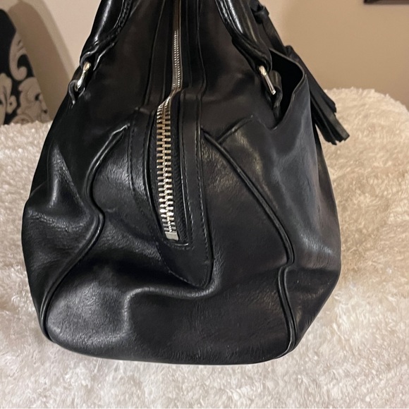 Coach - Picture 6 of 8